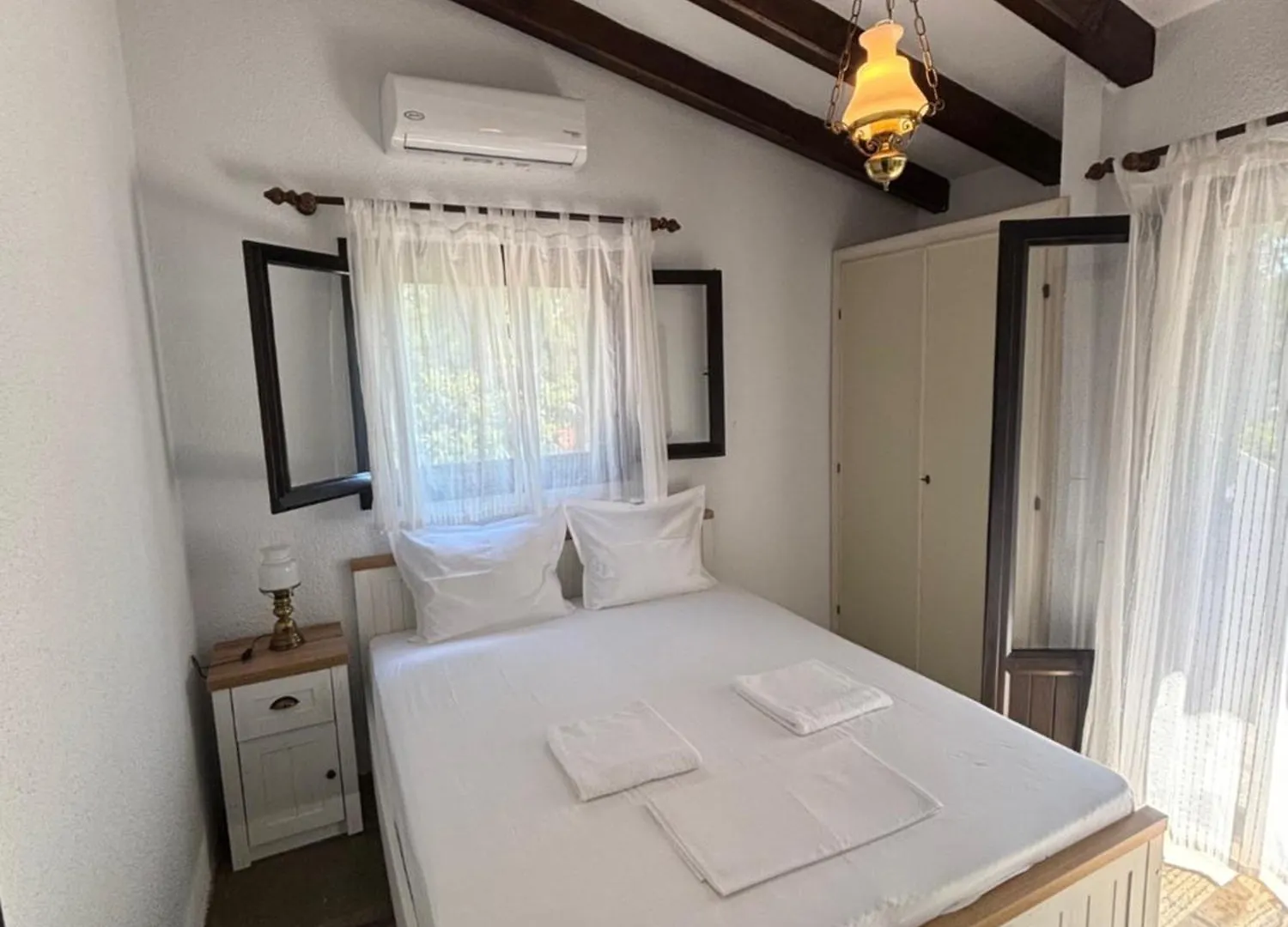 Sani Shore Villa Elani 0*,